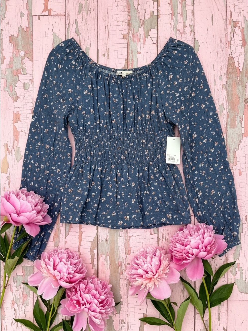 SO peasant, bohemian long sleeve brand new top